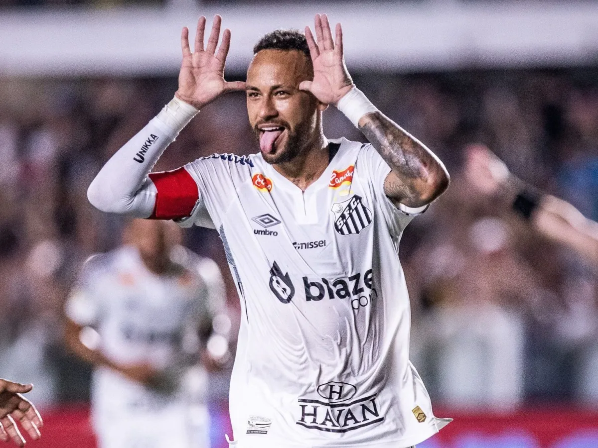 Confira o replay do golaço do Neymar